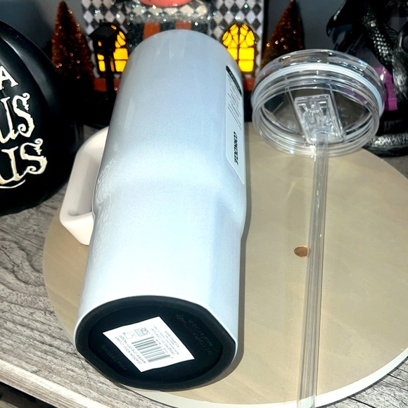 ❣️NWT❣️🦄 UNICORN MAGIC CRUISER
INSULATED TUMBLER WITH HANDLE - Picture 6 of 7